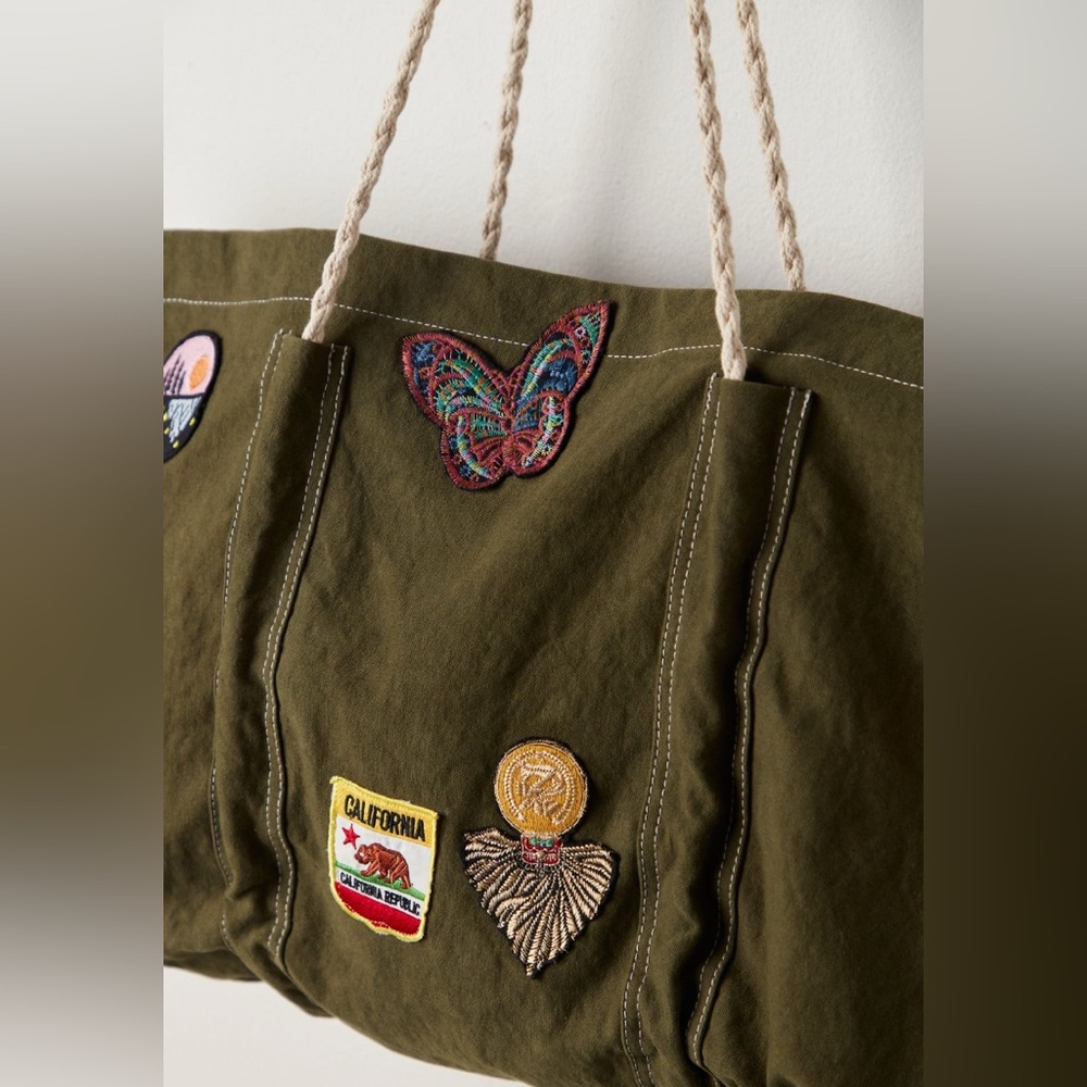 Free People Been there Badge Tote Bag NEW - Picture 4 of 7